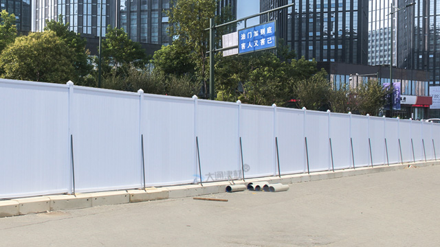 pvc围挡-PVC施工围挡-深圳市政道路整改工程围挡案例